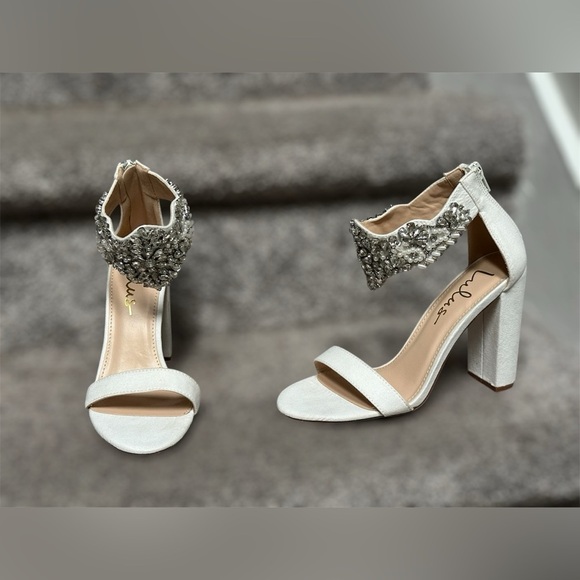 NEW Lulus Dannah White Suede Rhinestone and Pearl High Heel Sandals Women’s 5.5 - Picture 3 of 15
